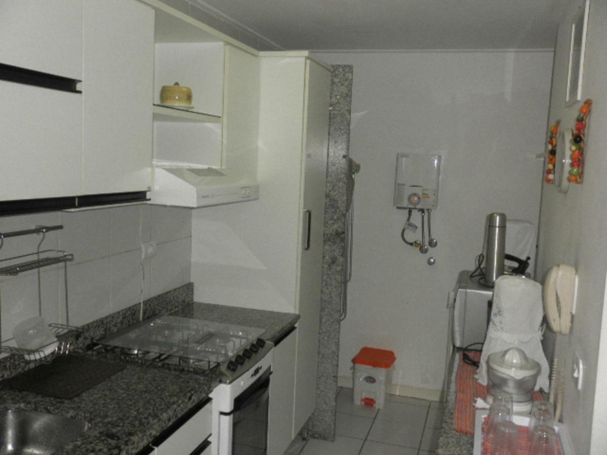 Na Beira Mar De Pajucara- Edif Neo- Apartamento Quarto E Sala- Tem Varanda - Vista Lateral Do Mar- Rua Julio Plech Filho 60 Esquina Com Avenida Doutor Antonio Gouveia - Consumo Eletrico E Pago No Ckeck-Out 1Kwh E 1,35 Reias Maceió Exteriér fotografie