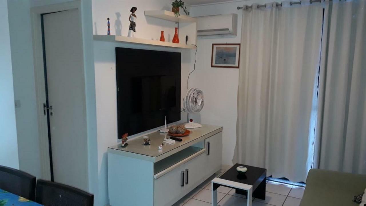 Na Beira Mar De Pajucara- Edif Neo- Apartamento Quarto E Sala- Tem Varanda - Vista Lateral Do Mar- Rua Julio Plech Filho 60 Esquina Com Avenida Doutor Antonio Gouveia - Consumo Eletrico E Pago No Ckeck-Out 1Kwh E 1,35 Reias Maceió Exteriér fotografie